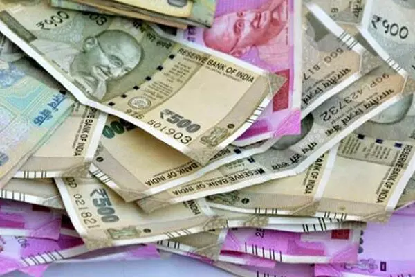 ಹತ್ತು ಸಾವಿರಕ್ಕೆ ಮೂರು ಲಕ್ಷ ಕಟ್ಟಿದರೂ ಮುಗಿಯದ ಲೋನ್ !