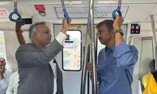 ʼನಮ್ಮ ಮೆಟ್ರೋʼದಲ್ಲಿ ಪ್ರಯಾಣ ಬೆಳೆಸಿದ ಸಚಿವ ಪ್ರಿಯಾಂಕ್‌ ಖರ್ಗೆ