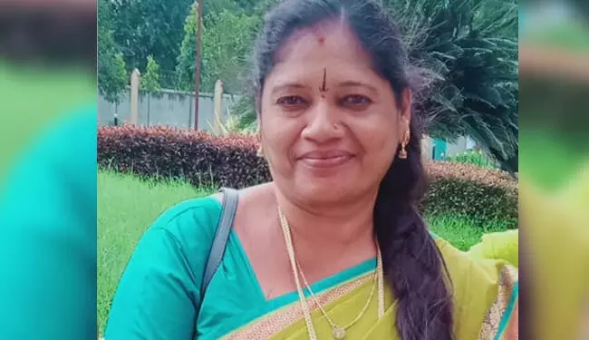 ಉಯ್ಯಾಲೆ ಆಡುತ್ತಿದ್ದಾಗ ಮಹಡಿಯಿಂದ ಬಿದ್ದು ಗಾಯಗೊಂಡಿದ್ದ ಶಿಕ್ಷಕಿ ಮೃತ್ಯು