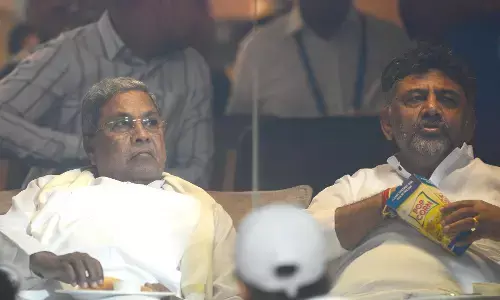 ICC World Cup 2023: ಚಿನ್ನಸ್ವಾಮಿ ಕ್ರೀಡಾಂಗಣದಲ್ಲಿ ಪಂದ್ಯ ವೀಕ್ಷಿಸಿದ ಸಿಎಂ, ಡಿಸಿಎಂ