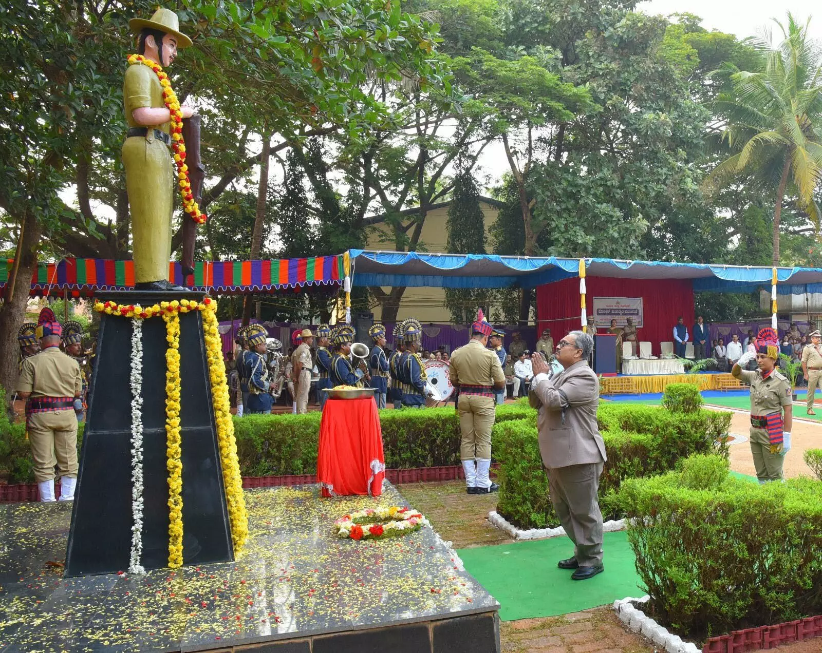 ಸೈನಿಕರಂತೆಯೇ ಹುತಾತ್ಮ ಪೊಲೀಸರಿಗೂ ಗೌರವ ಅಗತ್ಯ: ನ್ಯಾ.ಶಾಂತವೀರ