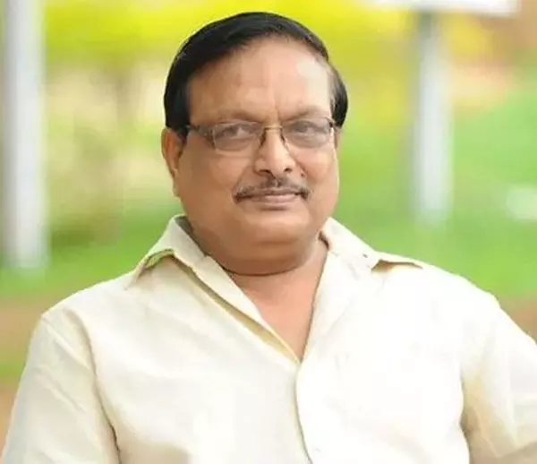 ಅ.29ರಂದು ಹಿರಿಯ ಸಾಹಿತಿ ಯಂಡಮೂರಿ ಉಡುಪಿಗೆ ಭೇಟಿ ಅ.29ರಂದು ಹಿರಿಯ ಸಾಹಿತಿ ಯಂಡಮೂರಿ ಉಡುಪಿಗೆ ಭೇಟಿ