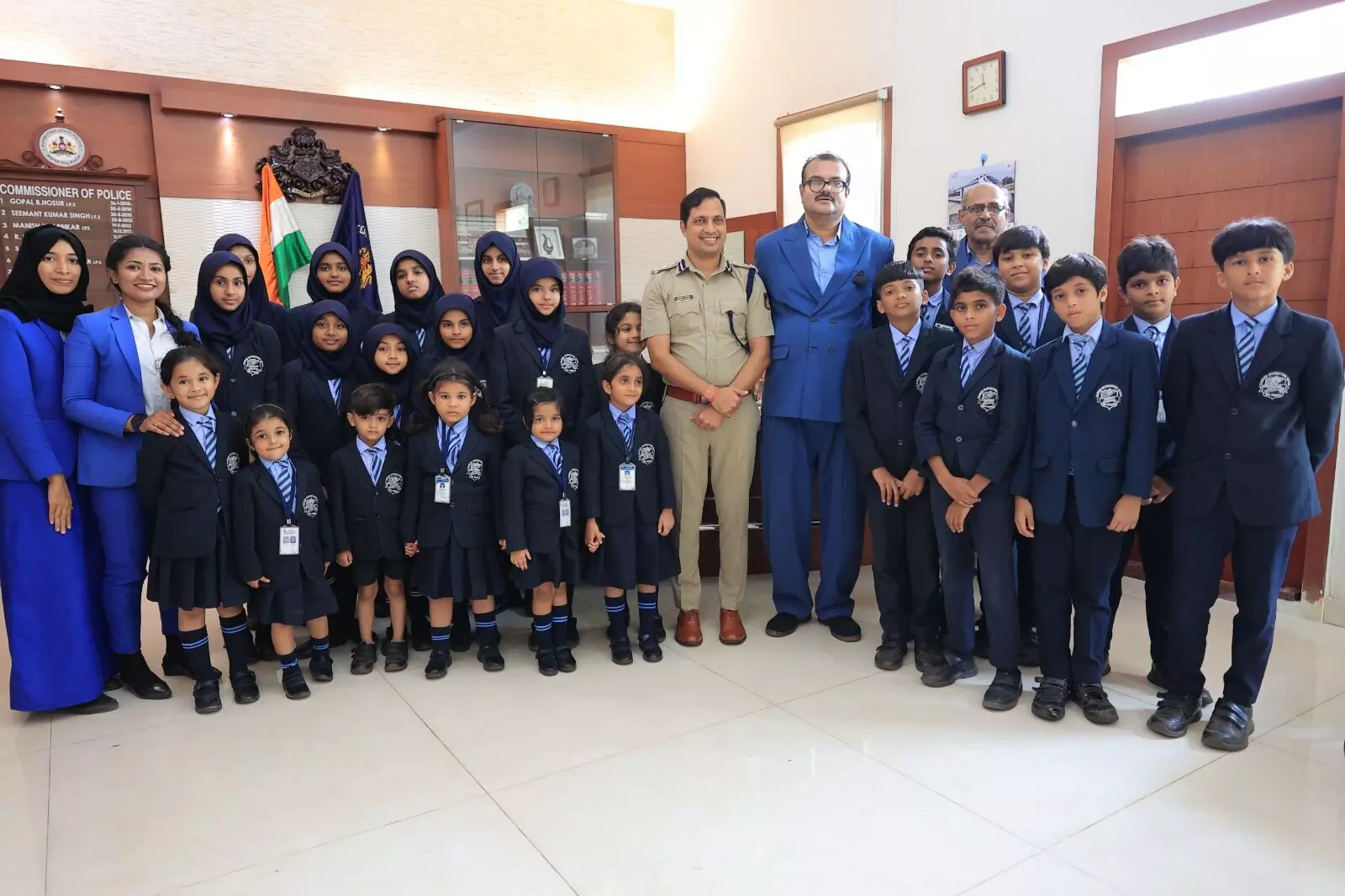 ತಲಪಾಡಿ ಡೈಮಂಡ್ ಶಾಲಾ ವಿದ್ಯಾರ್ಥಿಗಳಿಂದ ಪೊಲೀಸ್ ಹುತಾತ್ಮ ದಿನಾಚರಣೆ ತಲಪಾಡಿ ಡೈಮಂಡ್ ಶಾಲಾ ವಿದ್ಯಾರ್ಥಿಗಳಿಂದ ಪೊಲೀಸ್ ಹುತಾತ್ಮ ದಿನಾಚರಣೆ