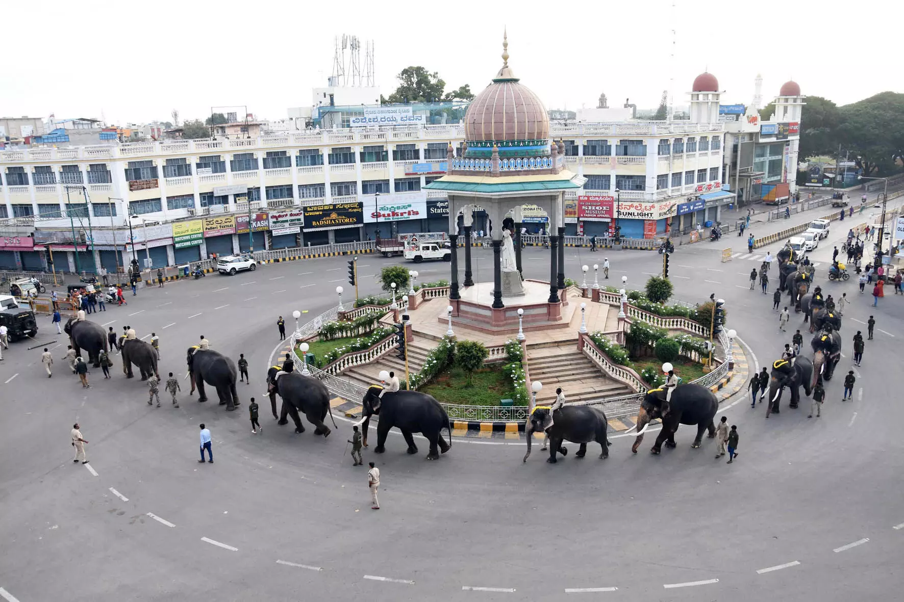 ಮೈಸೂರು ದಸರಾ ಜಂಬೂಸವಾರಿ: ಗೋಲ್ಡ್‌ ಕಾರ್ಡ್‌, ಟಿಕೆಟ್‌ ಖರೀದಿಗೆ ಮತ್ತೆ ಅವಕಾಶ‌
