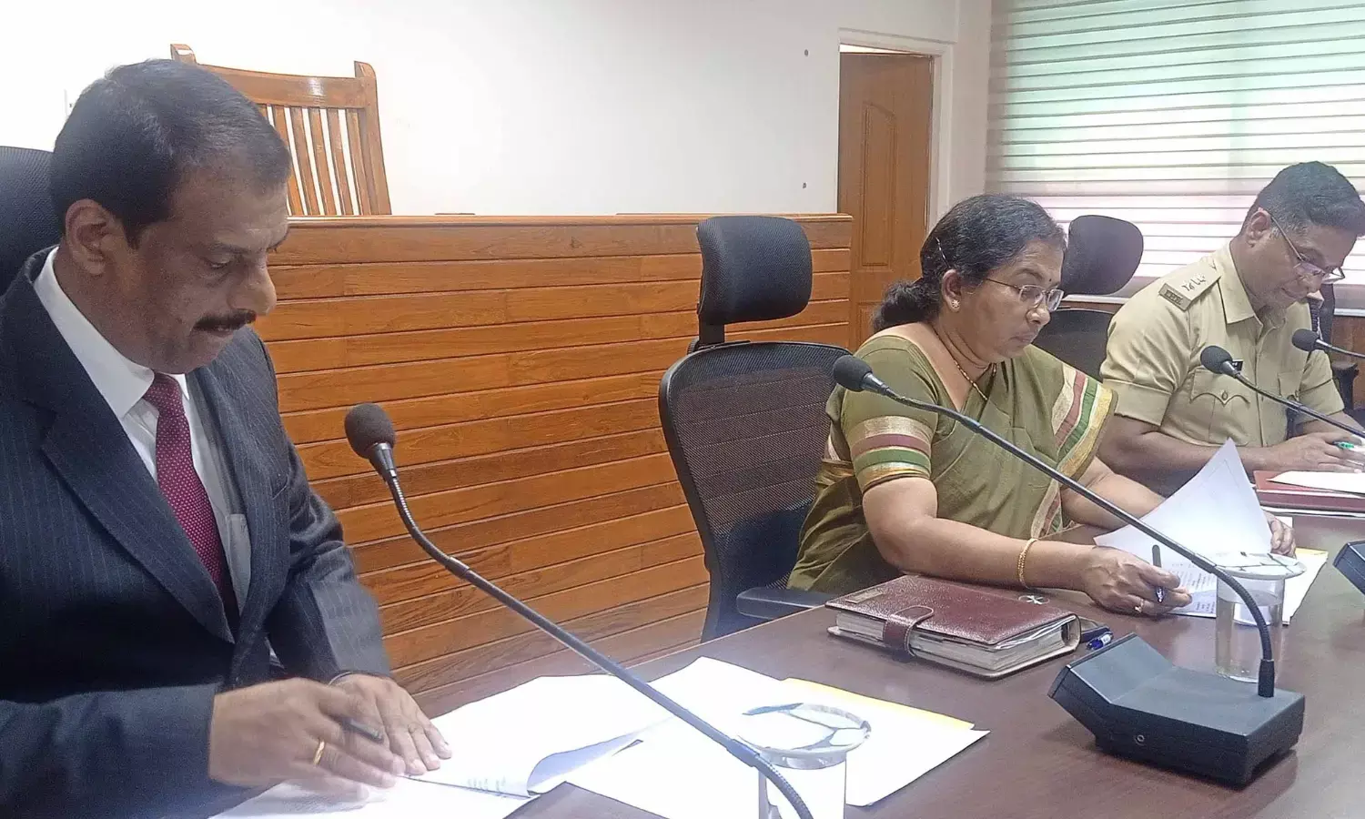 ಹೊರಜಿಲ್ಲೆಗಳ ವಲಸೆ ಕಾರ್ಮಿಕರ ಮೇಲೆ ದೌರ್ಜನ್ಯವಾಗದಂತೆ ಎಚ್ಚರ ವಹಿಸಿ: ಉಡುಪಿ ಡಿಸಿ ಡಾ. ವಿದ್ಯಾಕುಮಾರಿ