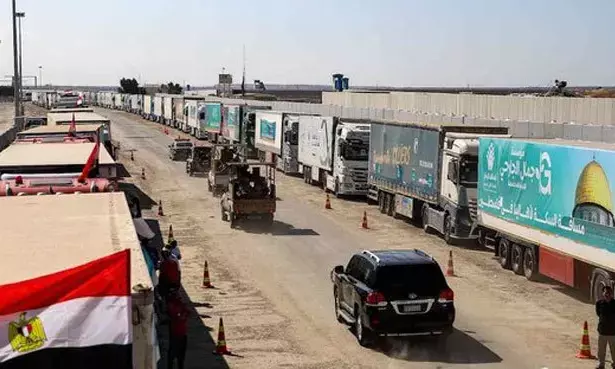 ಗಾಝಾ: ಮಾನವೀಯ ನೆರವಿನ ಸಾಮಾಗ್ರಿಗಳ ಪೂರೈಕೆ ಆರಂಭ