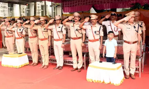 ಯೋಧರಿಗೆ, ಪೊಲೀಸರಿಗೆ ಹೆಚ್ಚಿನ ಸವಲತ್ತುಗಳನ್ನು ಒದಗಿಸಿಕೊಡಬೇಕಾಗಿದೆ: ರವೀಂದ್ರ ಜೋಶಿ