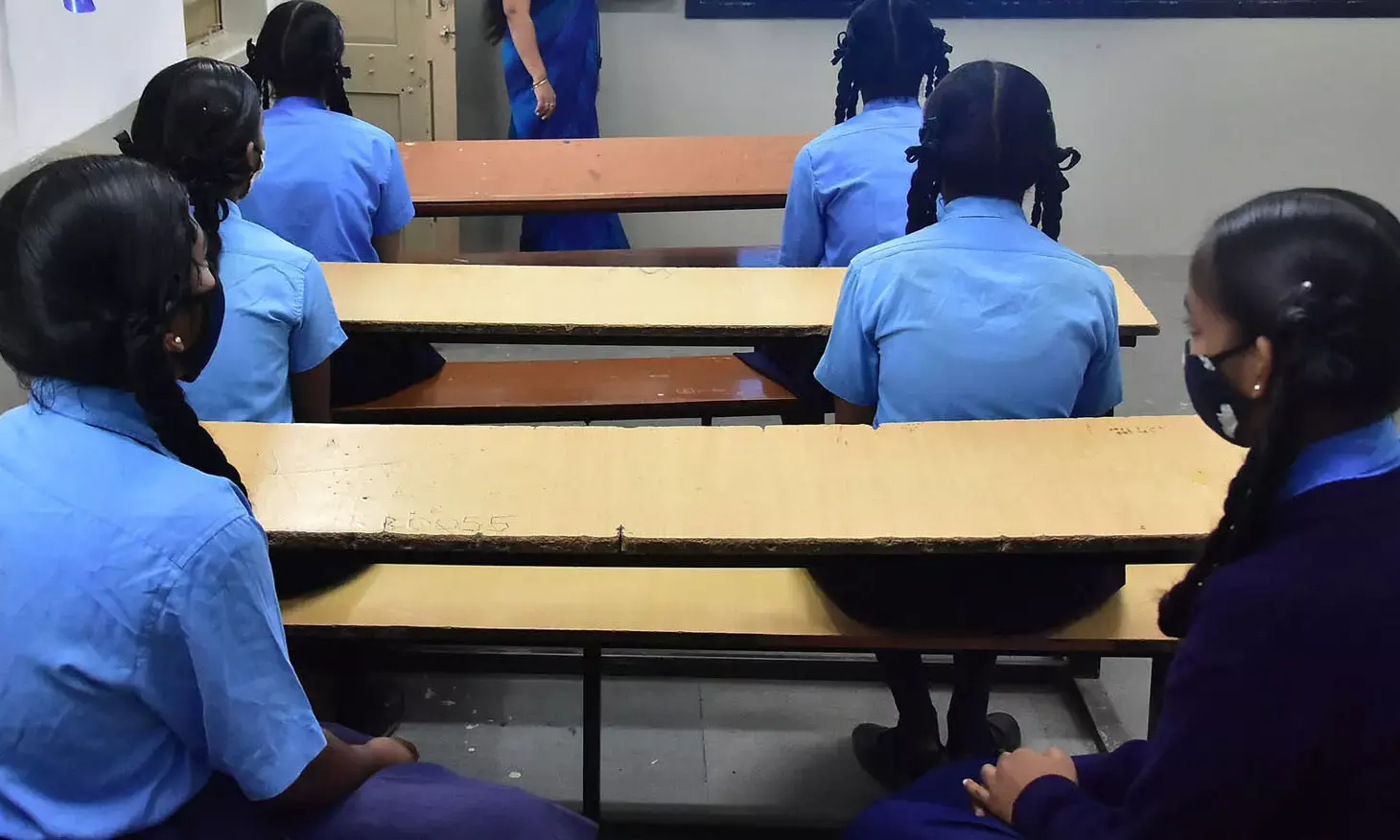 ದಸರಾ ರಜೆ ಮುಂದೂಡದೆ ಶಾಲೆ ಪುನರಾರಂಭಿಸಲು ಮನವಿ