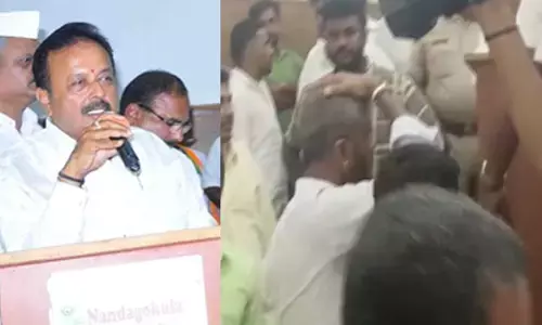 ಹಾಸನ ಕಾಂಗ್ರೆಸ್ ಟಿಕೆಟ್‌ ಆಕಾಂಕ್ಷಿಗಳ ಸಭೆಯಲ್ಲಿ ಕಾರ್ಯಕರ್ತರ ನಡುವೆ ಜಟಾಪಟಿ