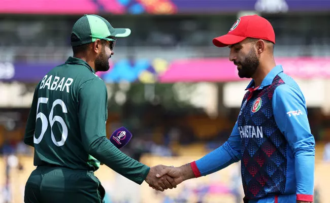 ವಿಶ್ವಕಪ್: ಅಫ್ಘಾನಿಸ್ತಾನ ವಿರುದ್ಧ ಟಾಸ್‌ ಗೆದ್ದು ಬ್ಯಾಟಿಂಗ್‌ ಆಯ್ದುಕೊಂಡ ಪಾಕಿಸ್ತಾನ