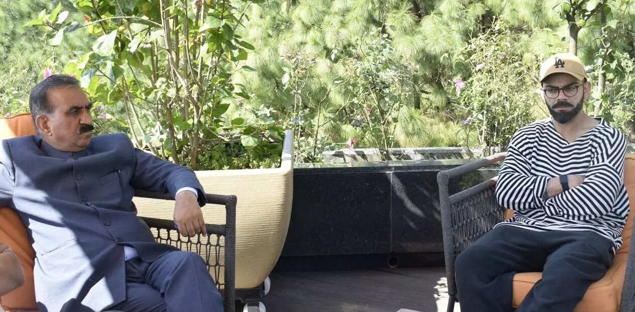 ಹಿಮಾಚಲ ಪ್ರದೇಶ ಮುಖ್ಯಮಂತ್ರಿ ಸುಖ್ವಿಂದರ್ ಸಿಂಗ್ ಭೇಟಿಯಾದ ವಿರಾಟ್ ಕೊಹ್ಲಿ ಹಿಮಾಚಲ ಪ್ರದೇಶ ಮುಖ್ಯಮಂತ್ರಿ ಸುಖ್ವಿಂದರ್ ಸಿಂಗ್ ಭೇಟಿಯಾದ ವಿರಾಟ್ ಕೊಹ್ಲಿ