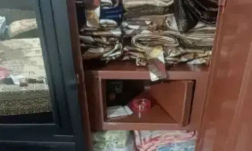 ಬಂಟ್ವಾಳ : ಮನೆಗೆ ನುಗ್ಗಿ ನಗ-ನಗದು ಕಳವು