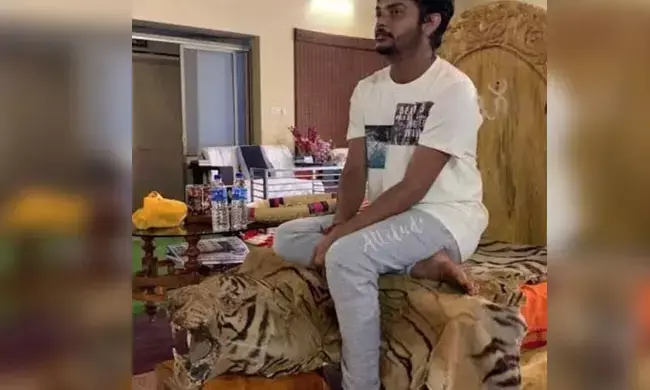 ಹುಲಿ ಚರ್ಮವನ್ನು ಅರಣ್ಯ ಇಲಾಖೆಗೆ ಒಪ್ಪಿಸಲಾಗಿದೆ: ವಿನಯ್ ಗುರೂಜಿ ಸ್ಪಷ್ಟನೆ