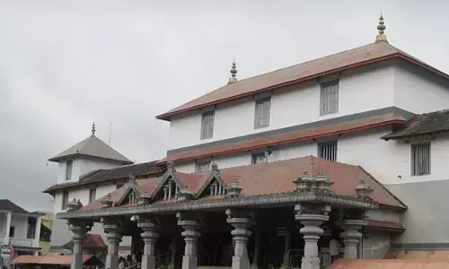 ನೋಂದಣಿ ಮಾಡದ ಆರೋಪ; ಧರ್ಮಸ್ಥಳ ಮಂಜುನಾಥೇಶ್ವರ ಆಡಳಿತ ಮಂಡಳಿ ವಿರುದ್ಧ ಕ್ರಮಕ್ಕೆ ʼನೈಜ ಹೋರಾಟಗಾರರ ವೇದಿಕೆʼ ಒತ್ತಾಯ