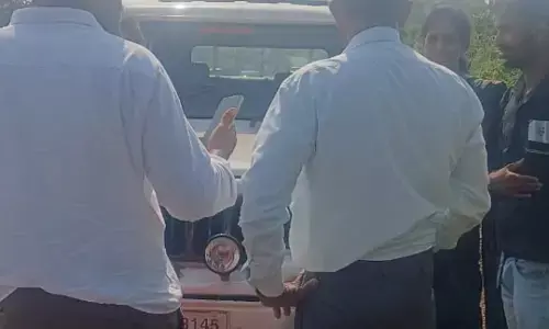 ಕೊಣಾಜೆ: ಪ್ರಾಸ್ಟಿಕ್ ತ್ಯಾಜ್ಯ ಎಸೆಯುತ್ತಿದ್ದ ಟೆಂಪೊಗೆ ಸ್ಥಳದಲ್ಲೇ ದಂಡ ವಿಧಿಸಿದ ಪಂಚಾಯತ್