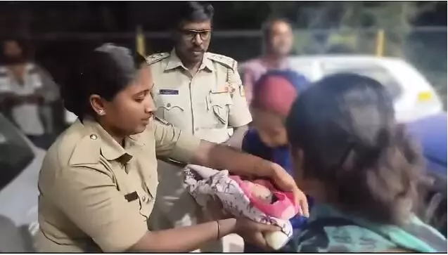 ಕೋಲಾರ | ಜಿಲ್ಲಾಸ್ಪತ್ರೆಯಿಂದ ಅಪಹರಣಕ್ಕೀಡಾದ ನವಜಾತ ಶಿಶು ಪತ್ತೆ: ಓರ್ವ ಆರೋಪಿಯ ಬಂಧನ