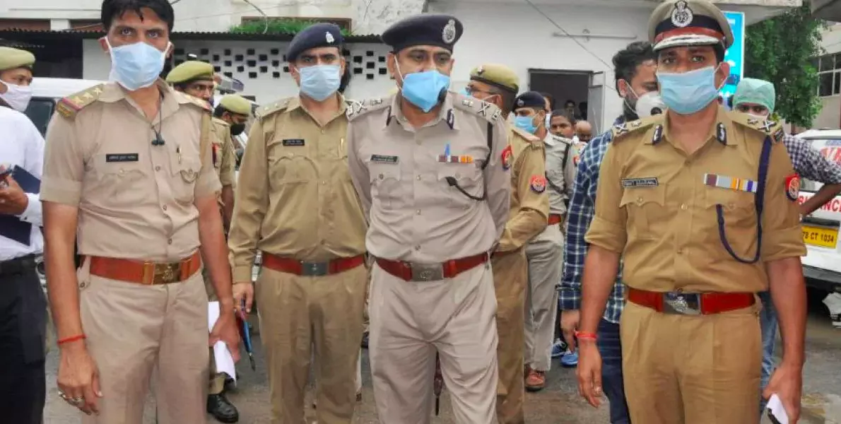 ಉತ್ತರ ಪ್ರದೇಶ| ತನ್ನ ದೂರು ಸ್ವೀಕರಿಸಿಲ್ಲ ಎಂದು ಆತ್ಮಹತ್ಯೆಗೆ ಯತ್ನಿಸಿದ ದಲಿತ ವ್ಯಕ್ತಿ; ಪೊಲೀಸ್ ಅಧಿಕಾರಿ ಅಮಾನತು