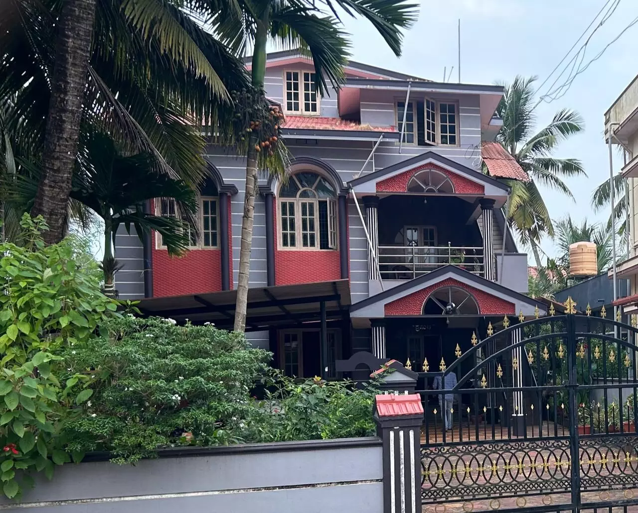 ಕುಂದಾಪುರ: ಕಮರ್ಶಿಯಲ್ ಟ್ಯಾಕ್ಸ್ ಸಹಾಯಕ ಆಯುಕ್ತ ರಾಜೇಶ್ ಬೇಳ್ಕೆರೆ ಮನೆ ಮೇಲೆ ಲೋಕಾಯುಕ್ತ ದಾಳಿ