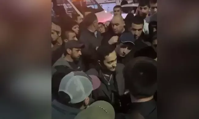 ಇಸ್ರೇಲ್‌ ವಿಮಾನ ಆಗಮನದ ವದಂತಿ: ರಶ್ಯ ವಿಮಾನ ನಿಲ್ದಾಣಕ್ಕೆ ನುಗ್ಗಿದ ಗುಂಪು