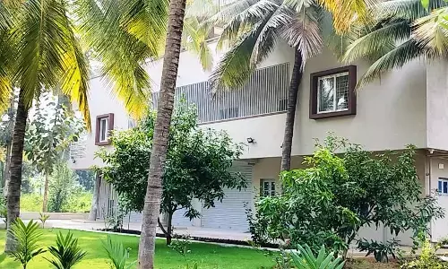 ಮಂಡ್ಯ: ಇಬ್ಬರು ಅಧಿಕಾರಿಗಳ ನಿವಾಸಕ್ಕೆ ಲೋಕಾಯುಕ್ತ ದಾಳಿ