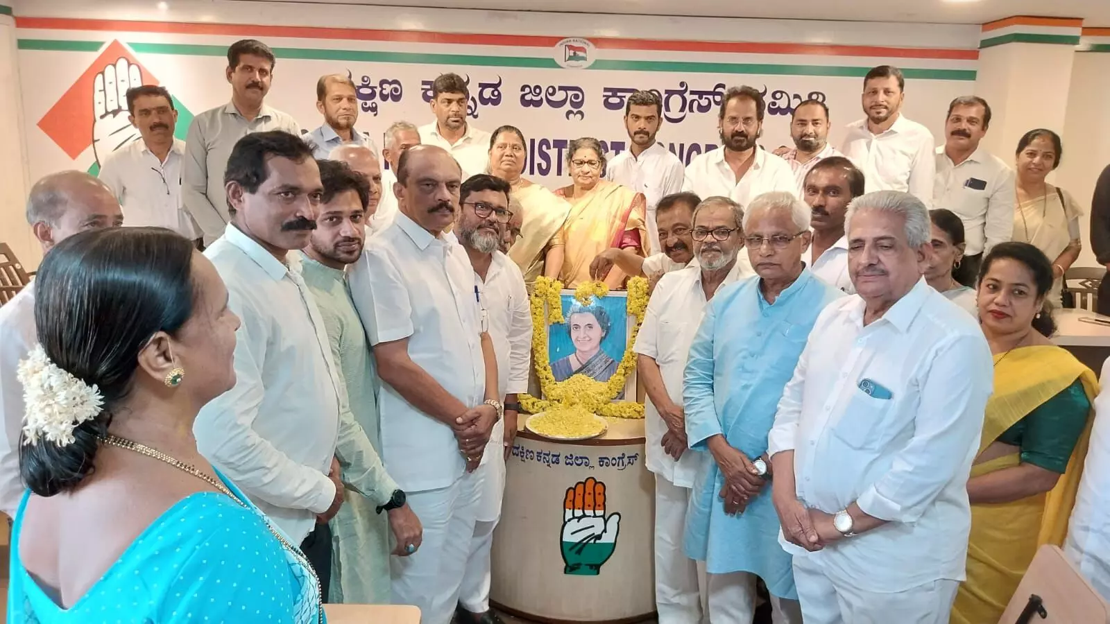 ಇಂದಿರಾ ಗಾಂಧಿಯ ಪುಣ್ಯ ತಿಥಿ-ಸರ್ದಾರ್ ವಲ್ಲಭಭಾಯಿ ಪಟೇಲ್ರ ಜನ್ಮ ದಿನಾಚರಣೆ ಇಂದಿರಾ ಗಾಂಧಿಯ ಪುಣ್ಯ ತಿಥಿ-ಸರ್ದಾರ್ ವಲ್ಲಭಭಾಯಿ ಪಟೇಲ್ರ ಜನ್ಮ ದಿನಾಚರಣೆ