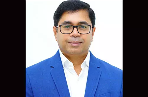 ಉಡುಪಿ: ಹೊರದೇಶದಲ್ಲಿ ಕನ್ನಡ ಬೆಳೆಸಿದ ದೀಪಕ್ ಶೆಟ್ಟಿಗೆ ರಾಜ್ಯೋತ್ಸವ ಪ್ರಶಸ್ತಿ ಉಡುಪಿ: ಹೊರದೇಶದಲ್ಲಿ ಕನ್ನಡ ಬೆಳೆಸಿದ ದೀಪಕ್ ಶೆಟ್ಟಿಗೆ ರಾಜ್ಯೋತ್ಸವ ಪ್ರಶಸ್ತಿ