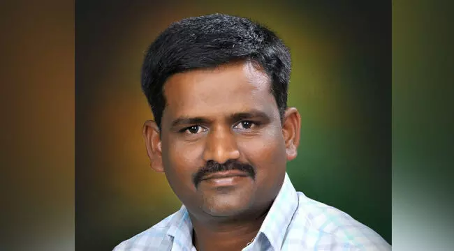 ‘ವಾರ್ತಾ ಭಾರತಿ’ ವರದಿಗಾರ ಎಚ್.ಎನ್. ಪ್ರಕಾಶ್ ಅವರಿಗೆ ದಾವಣಗೆರೆ ಜಿಲ್ಲಾ ರಾಜ್ಯೋತ್ಸವ ಪ್ರಶಸ್ತಿ ‘ವಾರ್ತಾ ಭಾರತಿ’ ವರದಿಗಾರ ಎಚ್.ಎನ್. ಪ್ರಕಾಶ್ ಅವರಿಗೆ ದಾವಣಗೆರೆ ಜಿಲ್ಲಾ ರಾಜ್ಯೋತ್ಸವ ಪ್ರಶಸ್ತಿ