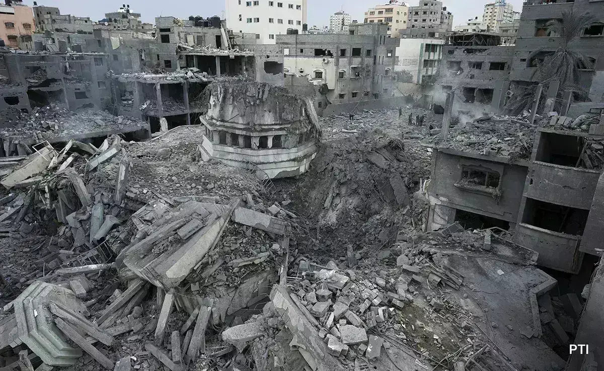 ಸರಕಾರದ ನಿಲುವನ್ನು ವಿರೋಧಿಸಿ ಗಾಝಾದಲ್ಲಿ ಕದನವಿರಾಮಕ್ಕೆ ಆಗ್ರಹಿಸಿದ್ದ ಬ್ರಿಟನ್ ಸಂಸದ ಸಂಸತ್ ಸಮಿತಿಯಿಂದ ವಜಾ