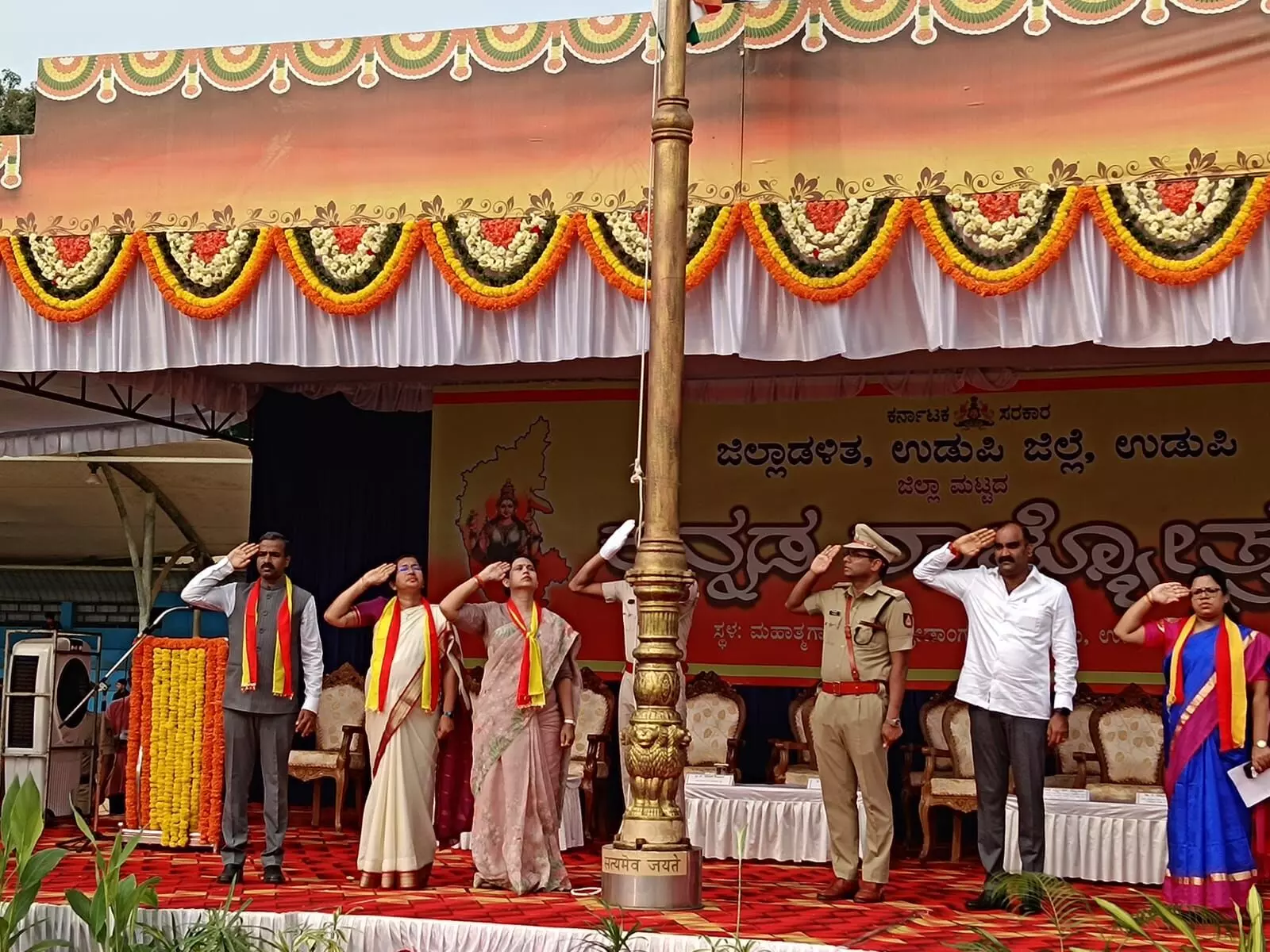 ಉಡುಪಿ ಜಿಲ್ಲೆಯಲ್ಲಿ 450 ಕೋಟಿ ರೂ. ವೆಚ್ಚದಲ್ಲಿ 56 ಕಿಂಡಿ ಅಣೆಕಟ್ಟು ನಿರ್ಮಾಣ: ಸಚಿವೆ ಲಕ್ಷ್ಮೀ ಹೆಬ್ಬಾಳ್ಕರ್ ಉಡುಪಿ ಜಿಲ್ಲೆಯಲ್ಲಿ 450 ಕೋಟಿ ರೂ. ವೆಚ್ಚದಲ್ಲಿ 56 ಕಿಂಡಿ ಅಣೆಕಟ್ಟು ನಿರ್ಮಾಣ: ಸಚಿವೆ ಲಕ್ಷ್ಮೀ ಹೆಬ್ಬಾಳ್ಕರ್