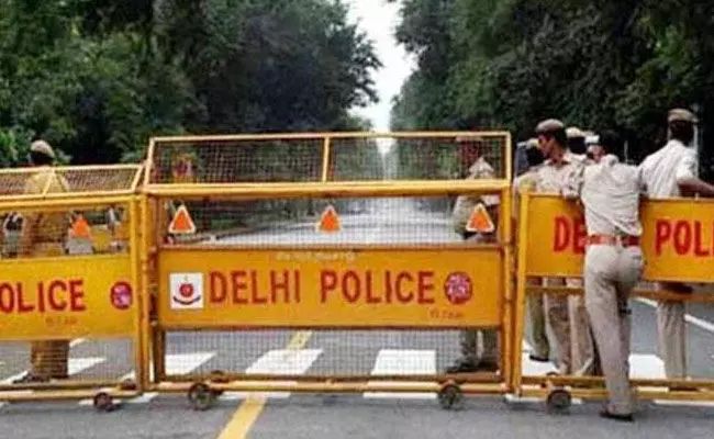 ದಿಲ್ಲಿ ಗಲಭೆ ಪ್ರಕರಣ: 19 ದೂರುಗಳನ್ನು ತಪ್ಪಾಗಿ ಒಟ್ಟುಗೂಡಿಸಿದ್ದಕ್ಕೆ ದಿಲ್ಲಿ ಪೊಲೀಸರನ್ನು ತರಾಟೆಗೆ ತೆಗೆದುಕೊಂಡ ನ್ಯಾಯಾಲಯ