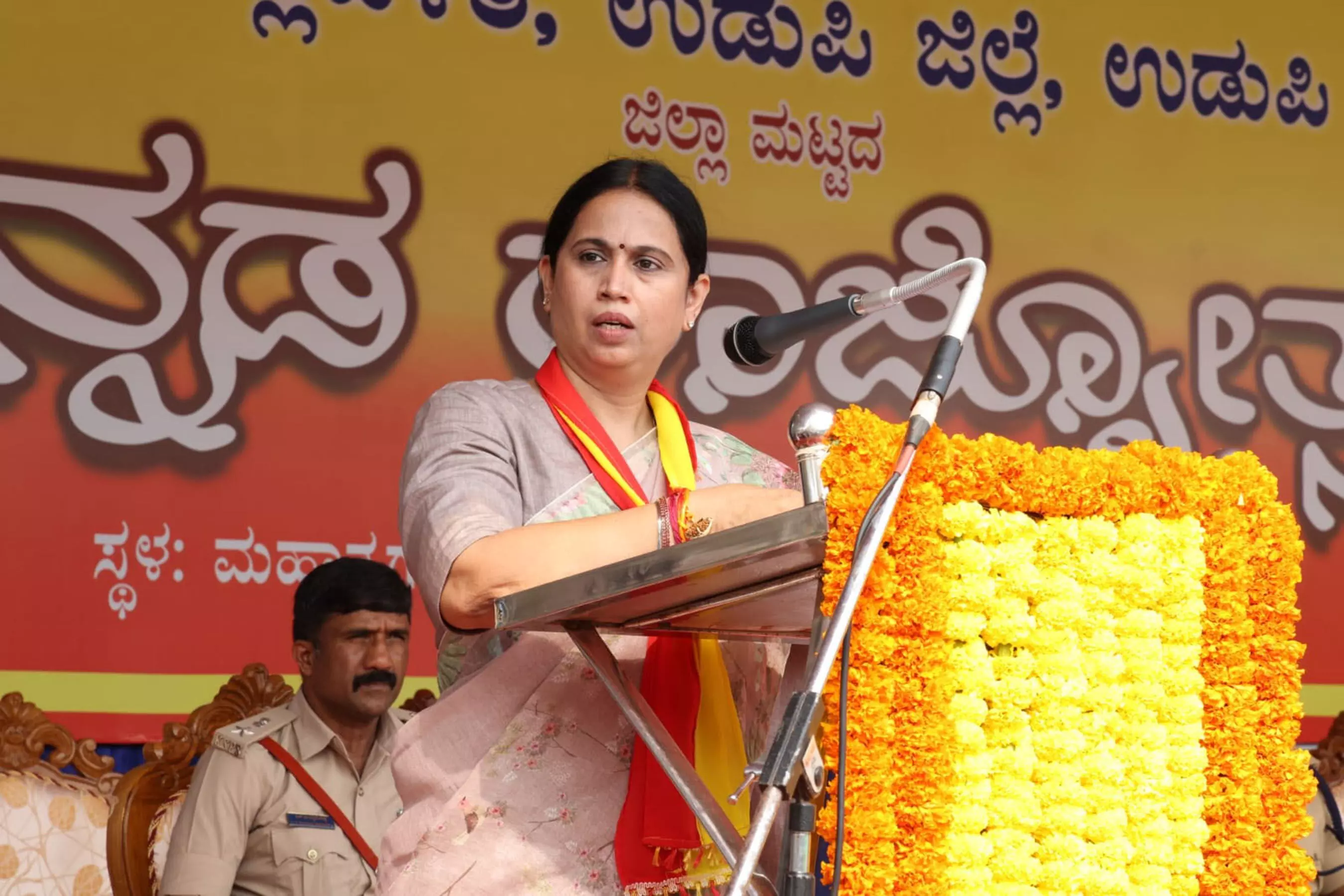 ಉಡುಪಿ ಜಿಲ್ಲೆಯಲ್ಲಿ 11.45ಕೋಟಿ ರೂ. ಬರ ಪರಿಹಾರಕ್ಕೆ ಅನುದಾನದ ಪ್ರಸ್ತಾವನೆ: ಸಚಿವೆ ಲಕ್ಷ್ಮೀ ಹೆಬ್ಬಾಳ್ಕರ್ ಉಡುಪಿ ಜಿಲ್ಲೆಯಲ್ಲಿ 11.45ಕೋಟಿ ರೂ. ಬರ ಪರಿಹಾರಕ್ಕೆ ಅನುದಾನದ ಪ್ರಸ್ತಾವನೆ: ಸಚಿವೆ ಲಕ್ಷ್ಮೀ ಹೆಬ್ಬಾಳ್ಕರ್