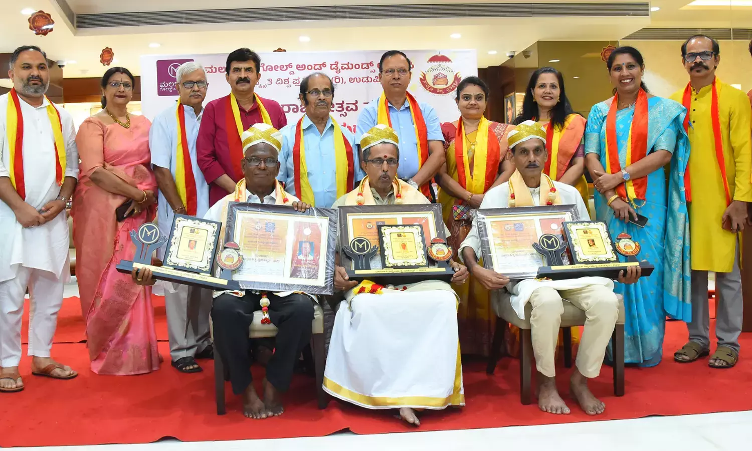 ಮತ್ತಿಹಳ್ಳಿ, ಸುರೇಂದ್ರ ಅಡಿಗ, ಅಂಶುಮಾಲಿಗೆ ವಿಶ್ವಸಾಹಿತ್ಯ ಪುರಸ್ಕಾರ ಪ್ರದಾನ