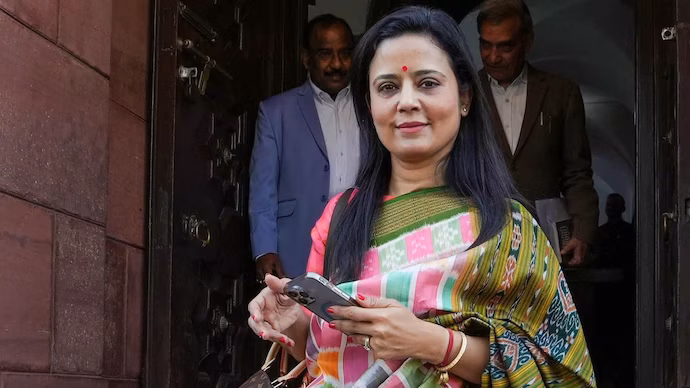 ನ್ಯಾಯವಾದಿ, ಹಿರಾನಂದಾನಿ ಅವರ ಪಾಟಿ ಸವಾಲಿಗೆ ಅವಕಾಶ ನೀಡಿ: ನೈತಿಕ ಸಮಿತಿಯನ್ನು ಕೋರಿದ ಮಹುವಾ ಮೊಯಿತ್ರಾ