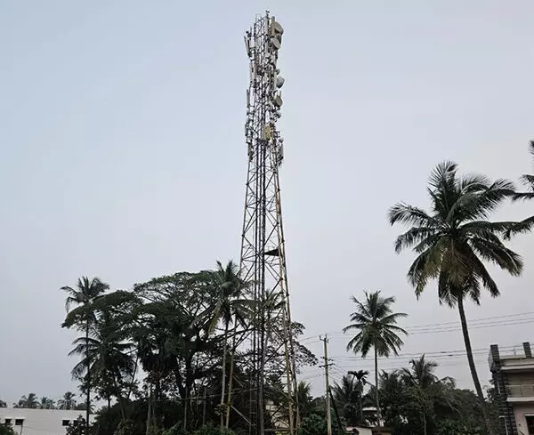 ಹಳೆಯಂಗಡಿ: 3 ದಿನಗಳಿಂದ ಏರ್ ಟೆಲ್ ನೆಟ್ ವರ್ಕ್ ಸಮಸ್ಯೆ ಹಳೆಯಂಗಡಿ: 3 ದಿನಗಳಿಂದ ಏರ್ ಟೆಲ್ ನೆಟ್ ವರ್ಕ್ ಸಮಸ್ಯೆ