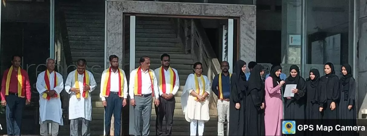 ಇನ್ನೋಳಿ: ಬ್ಯಾರೀಸ್ ಇನ್ಸಿಟ್ಯೂಟ್ ಆಫ್ ಎಮರ್ಜಿಂಗ್ ಸೈನ್ಸಸ್ ವತಿಯಿಂದ ಕನ್ನಡ ರಾಜ್ಯೋತ್ಸವ ಇನ್ನೋಳಿ: ಬ್ಯಾರೀಸ್ ಇನ್ಸಿಟ್ಯೂಟ್ ಆಫ್ ಎಮರ್ಜಿಂಗ್ ಸೈನ್ಸಸ್ ವತಿಯಿಂದ ಕನ್ನಡ ರಾಜ್ಯೋತ್ಸವ