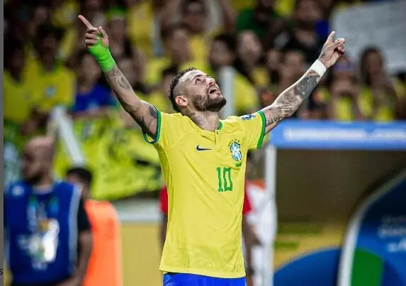 ನೇಮರ್‌ಗೆ ಯಶಸ್ವಿ ಮಂಡಿ ಶಸ್ತ್ರಚಿಕಿತ್ಸೆ; ಹಲವು ತಿಂಗಳುಗಳ ಕಾಲ ಫುಟ್ಬಾಲ್‌ನಿಂದ ಹೊರಗುಳಿಯಲಿರುವ ಫುಟ್ಬಾಲ್ ತಾರೆ