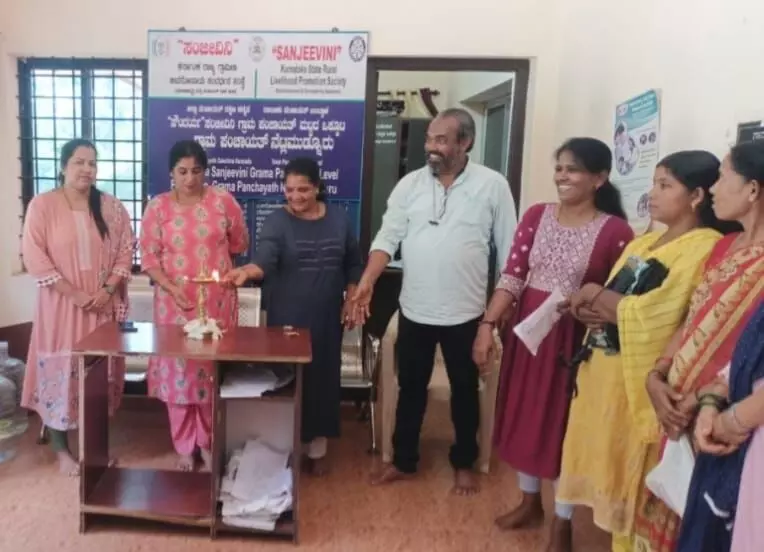 ನೆಟ್ಲಮುಡ್ನೂರು: ನೇತ್ರ ಸಂಜೀವಿನಿ ಸ್ವ ಸಹಾಯ ಗುಂಪು ರಚನೆ ನೆಟ್ಲಮುಡ್ನೂರು: ನೇತ್ರ ಸಂಜೀವಿನಿ ಸ್ವ ಸಹಾಯ ಗುಂಪು ರಚನೆ