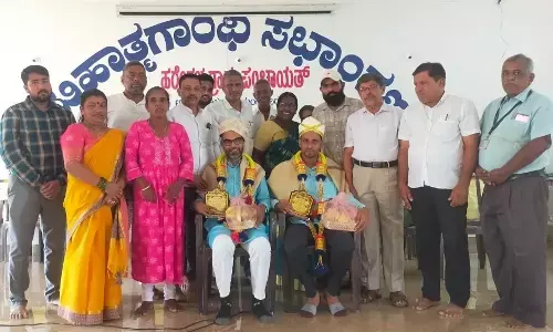 ಹರೇಕಳ ಗ್ರಾ.ಪಂ: ಬದ್ರುದ್ದೀನ್, ಎಂ.ಎಚ್. ಮಲಾರ್ ರಿಗೆ ಗೌರವಾರ್ಪಣೆ