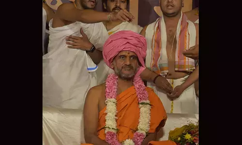 ಪೇಜಾವರಶ್ರೀಗಳ ಆರೋಗ್ಯ ವಿಚಾರಿಸಿದ ಸಚಿವೆ ಲಕ್ಷ್ಮೀ ಹೆಬ್ಬಾಳ್ಕರ್