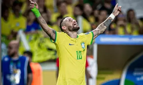 ನೇಮರ್‌ಗೆ ಯಶಸ್ವಿ ಮಂಡಿ ಶಸ್ತ್ರಚಿಕಿತ್ಸೆ; ಹಲವು ತಿಂಗಳುಗಳ ಕಾಲ ಫುಟ್ಬಾಲ್‌ನಿಂದ ಹೊರಗುಳಿಯಲಿರುವ ಫುಟ್ಬಾಲ್ ತಾರೆ