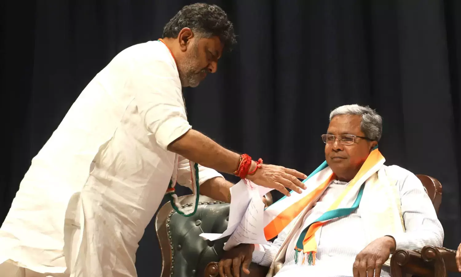 ಹೈಕಮಾಂಡ್ ಗೆ ಅಪಾಯದ ಮುನ್ಸೂಚನೆ : ದಿಢೀರ್ ಭೇಟಿ, ಸಭೆ, ವಾರ್ನಿಂಗ್