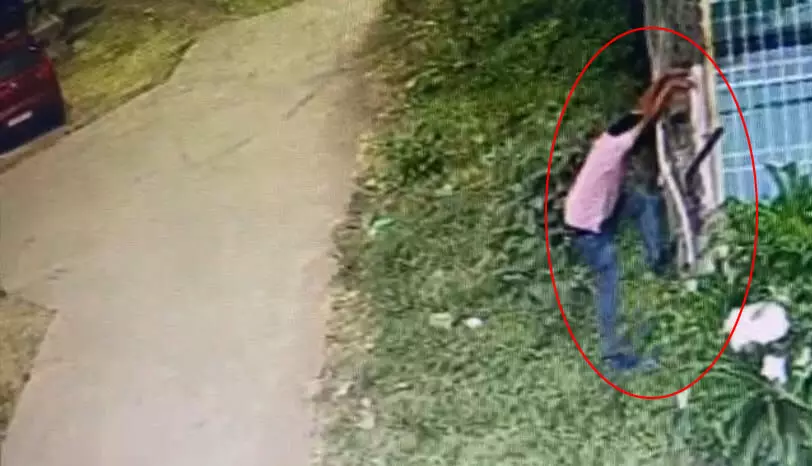 KEA ಪರೀಕ್ಷೆಯ ಅಕ್ರಮದ ಪ್ರಮುಖ ಆರೋಪಿಗೆ ಸರಕಾರದ ಪ್ರಮುಖರ ಬೆಂಬಲ: ಬಿ.ವೈ ವಿಜಯೆಂದ್ರ ಆರೋಪ KEA ಪರೀಕ್ಷೆಯ ಅಕ್ರಮದ ಪ್ರಮುಖ ಆರೋಪಿಗೆ ಸರಕಾರದ ಪ್ರಮುಖರ ಬೆಂಬಲ: ಬಿ.ವೈ ವಿಜಯೆಂದ್ರ ಆರೋಪ