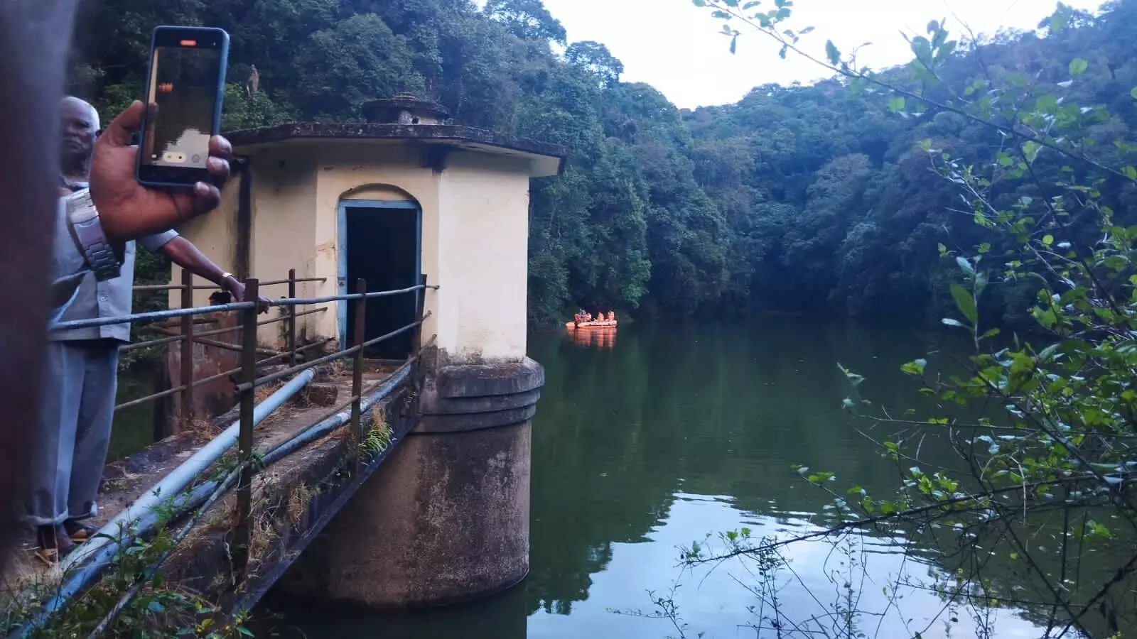 ಮಡಿಕೇರಿ | ನಿವೃತ್ತ ಯೋಧ ನಾಪತ್ತೆ; ಪಂಪಿನ ಕೆರೆಯಲ್ಲಿ ಶೋಧ