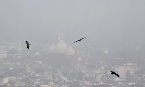 ದಿಲ್ಲಿಯಲ್ಲಿ ಕೊಂಚ ತಗ್ಗಿದ ವಾಯುಮಾಲಿನ್ಯ: ತ್ವರಿತ ಕ್ರಮಕ್ಕೆ ಸರಕಾರಕ್ಕೆ ನಿವಾಸಿಗಳ ಆಗ್ರಹ