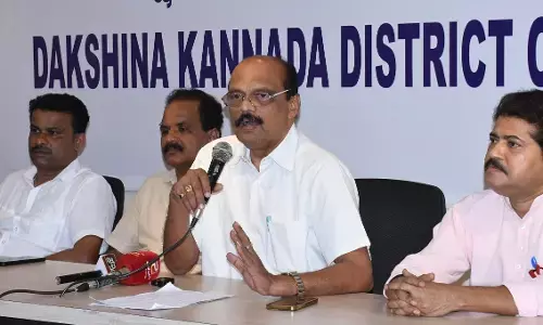 2 ಸಾವಿರಕ್ಕೆ ಲೋಡ್ ಮರಳು ಯಾರಿಗೆ ಕೊಟ್ಟಿದ್ದೀರಿ ?: ಬಿಜೆಪಿಗೆ ಕಾಂಗ್ರೆಸ್ ದ.ಕ. ಜಿಲ್ಲಾಧ್ಯಕ್ಷ ಹರೀಶ್ ಕುಮಾರ್ ಪ್ರಶ್ನೆ