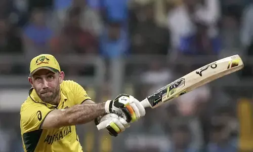 ನೋವಿನಲ್ಲೂ ಏಕಾಂಗಿ ಹೋರಾಟ ನೀಡಿ ಐತಿಹಾಸಿಕ ದ್ವಿಶತಕ ಗಳಿಸಿದ ಮ್ಯಾಕ್ಸ್ ವೆಲ್