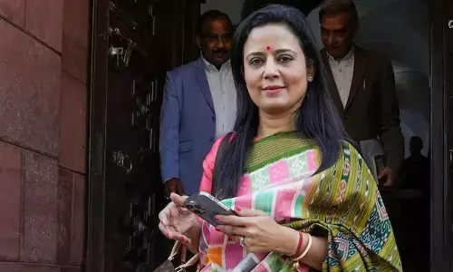 ಲೋಕಸಭೆಯಿಂದ ಮಹುವಾ ಮೊಯಿತ್ರಾರನ್ನು ವಜಾ ಮಾಡಿ