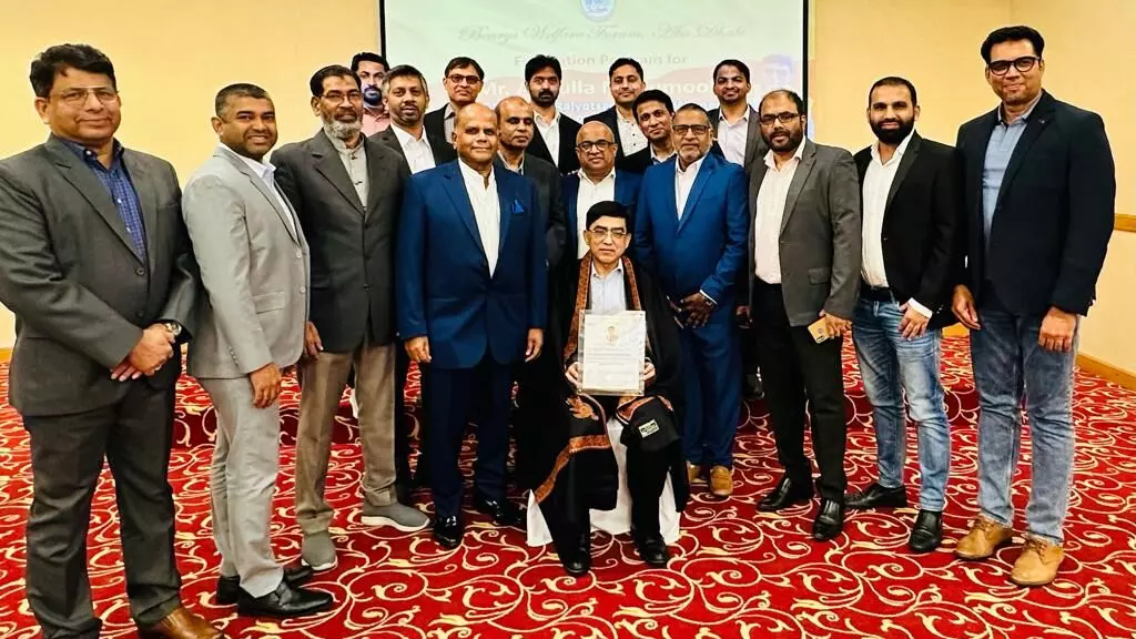 ಅಬುಧಾಬಿ: ಬ್ಯಾರೀಸ್ ವೆಲ್ಫೇರ್ ಫೋರಂನಿಂದ ಅಬ್ದುಲ್ಲ ಮಾದುಮೂಲೆಗೆ ಸನ್ಮಾನ