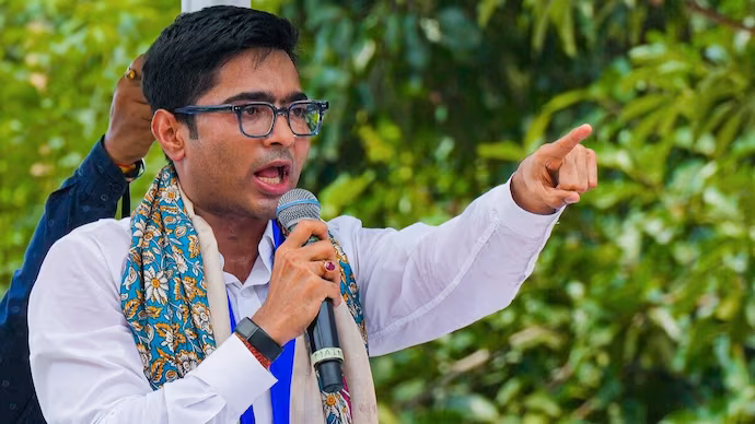 ಮಹುವಾ ಮೊಯಿತ್ರಾ ರಾಜಕಾರಣದ ಸಂತ್ರಸ್ತೆ: ತೃಣಮೂಲ ಸಂಸದ ಅಭಿಷೇಕ್ ಬ್ಯಾನರ್ಜಿ