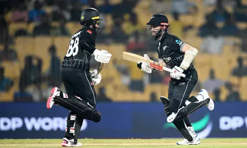 ಲಂಕಾವನ್ನು ಸೋಲಿಸಿ ಸೆಮಿಗೆ ಹತ್ತಿರವಾದ ಕಿವೀಸ್‌